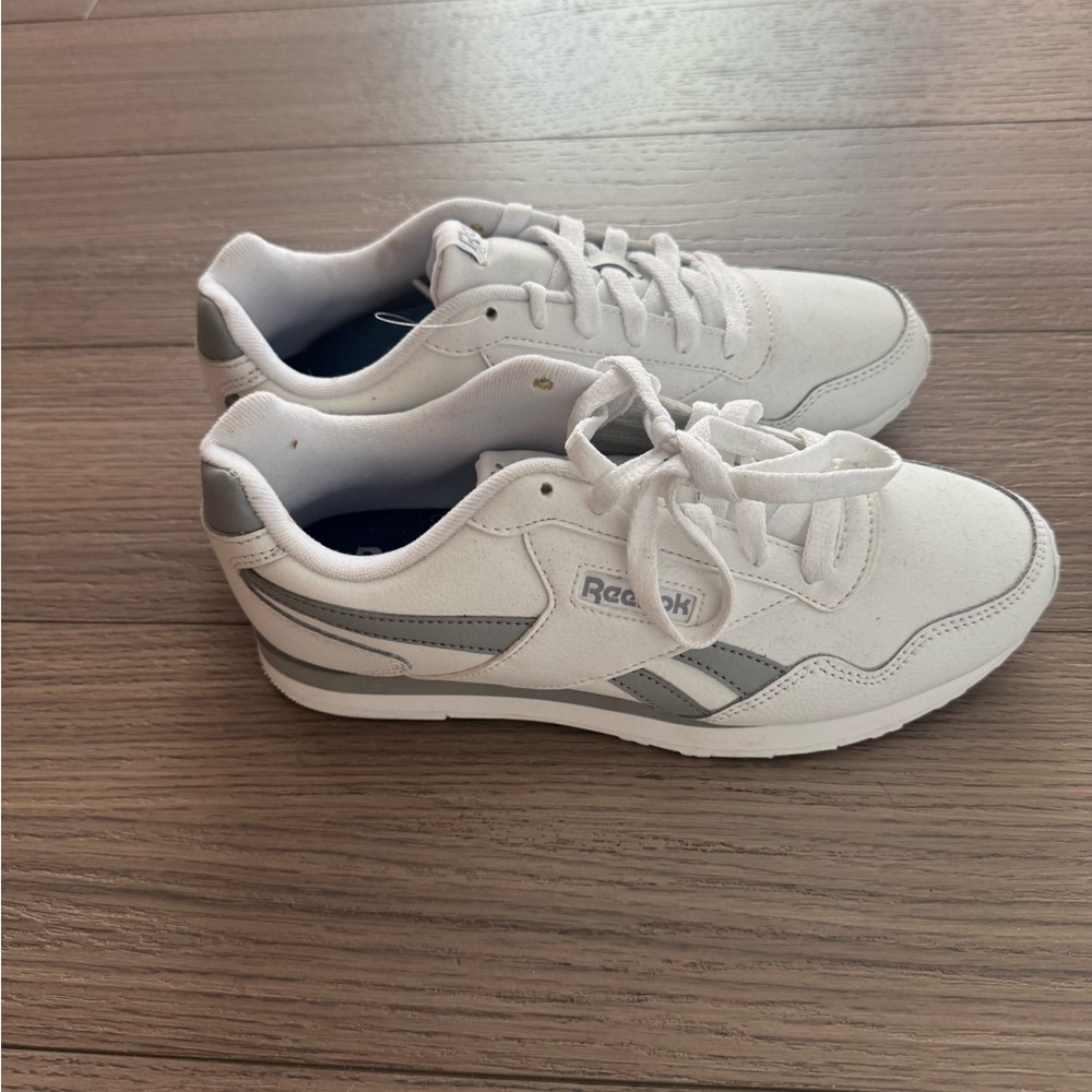 Reebok Classic White and Gray Sneakers - Picture 3 of 6